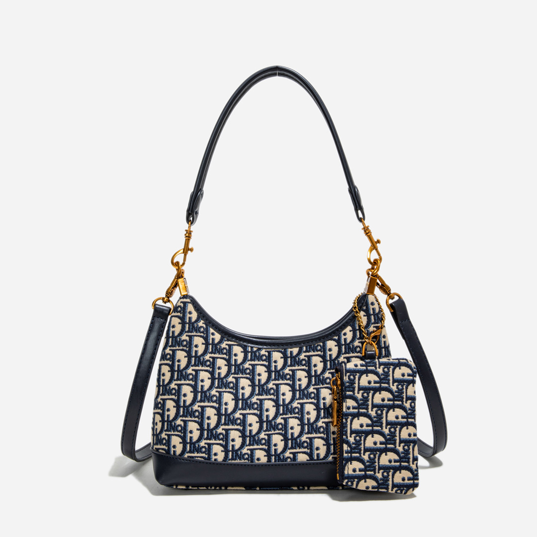 O1CN01WpVb8a1rEr3F155Zv_!!2217974705600-0-cib